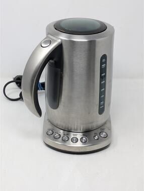 Breville BKE820XL Kettle 7-Cup Electric Kettle Brushed Stainless Steel